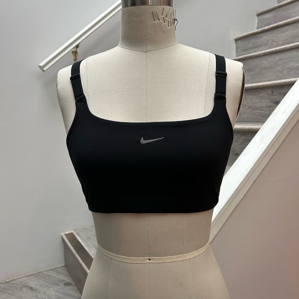 Nike dry fit sports bra